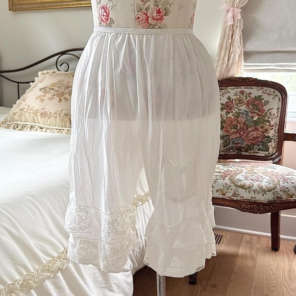 Pants - white lace pettipants bloomers